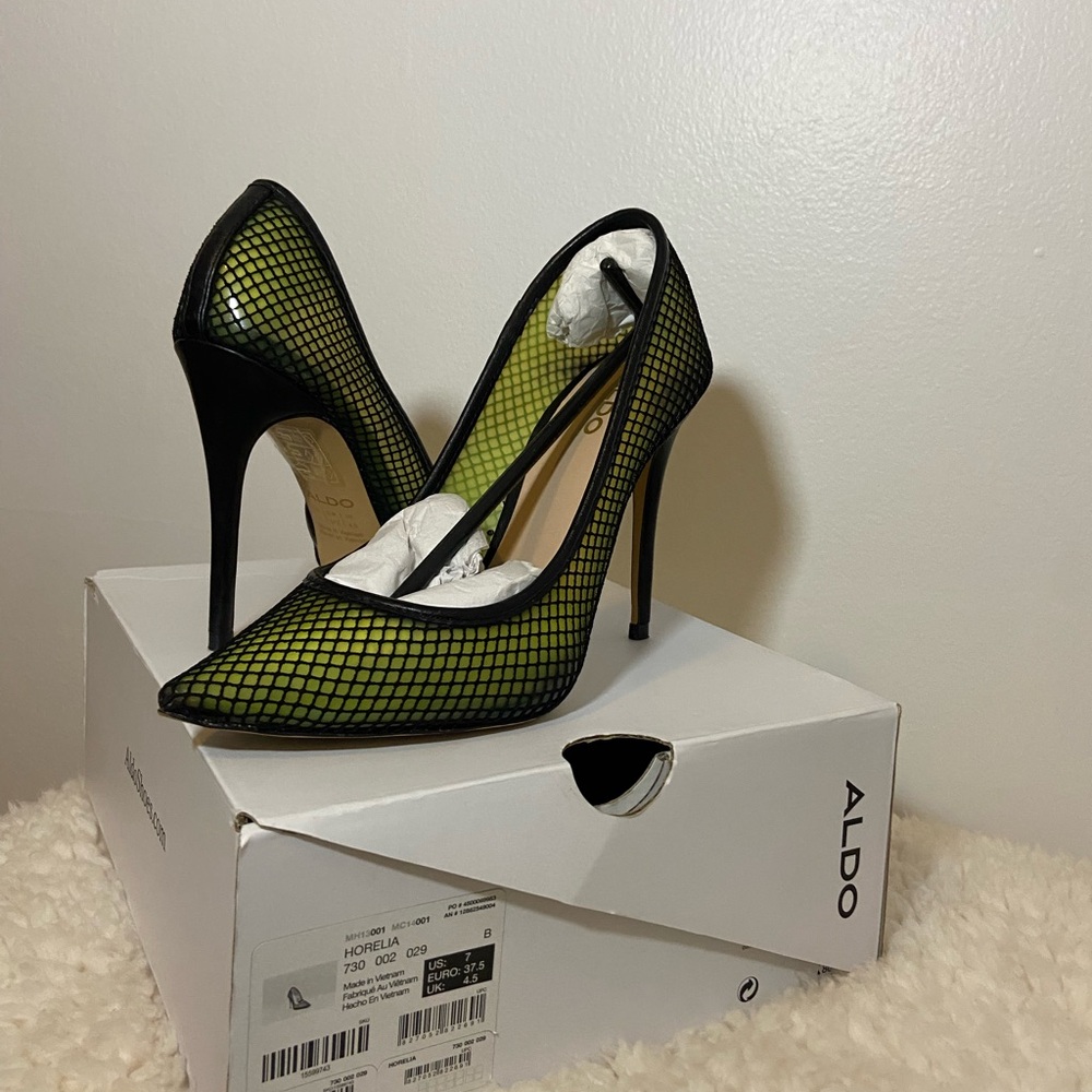 Aldo Neon Green / Black Mesh Stiletto Heels Size 7